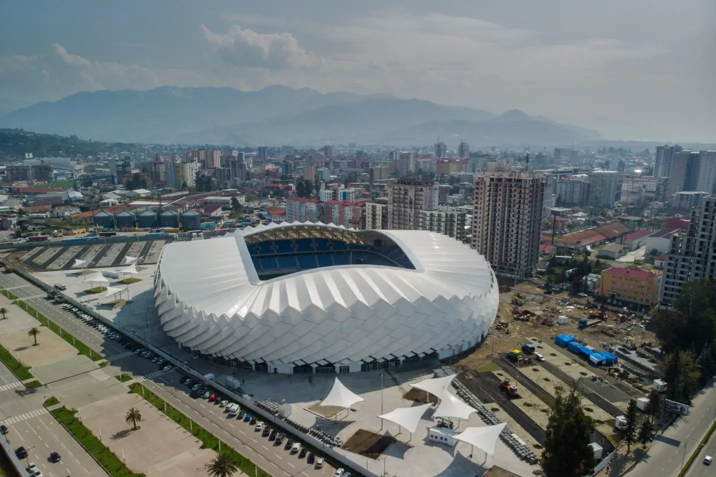 Sân vận động Adjarabet Arena: Khám phá địa điểm thể thao nổi bật tại Georgia