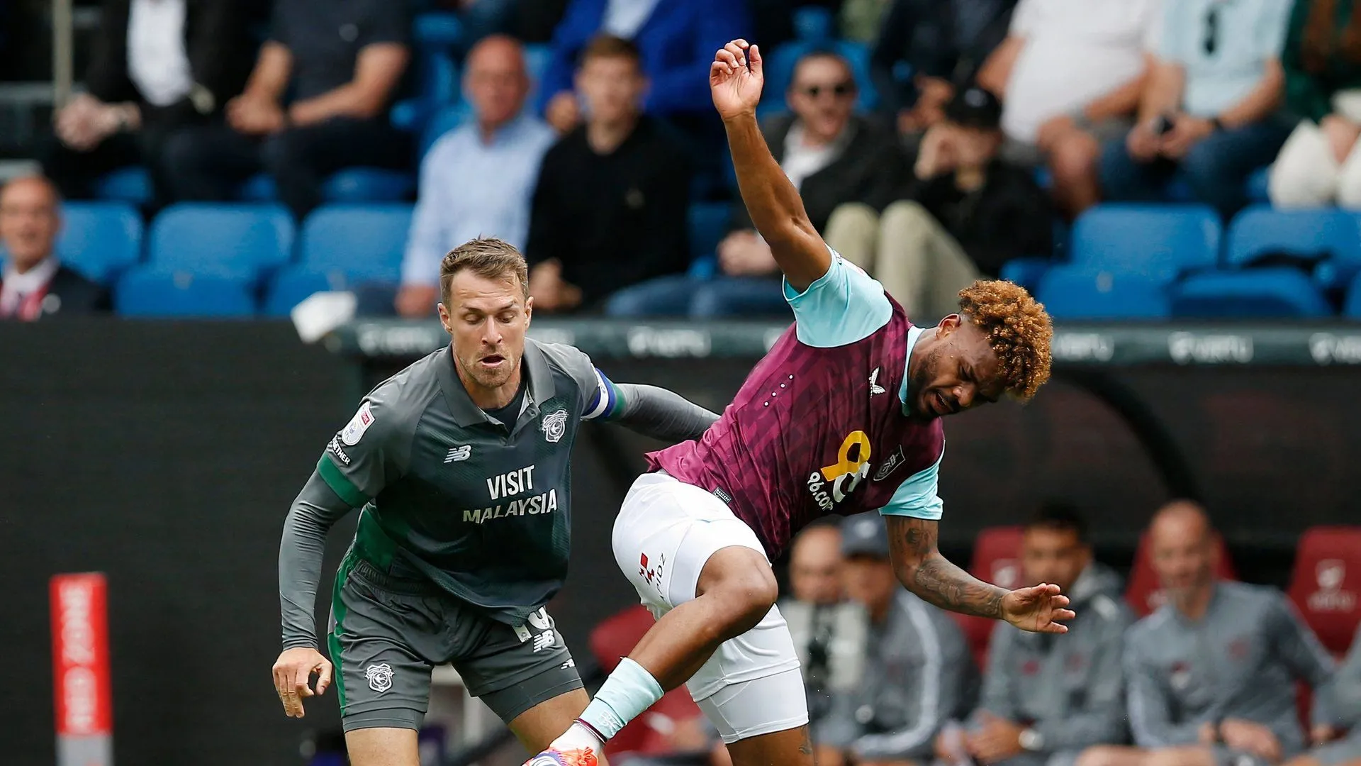 Aaron Ramsey thể hiện quyết tâm khi trở lại khoác áo Cardiff City
