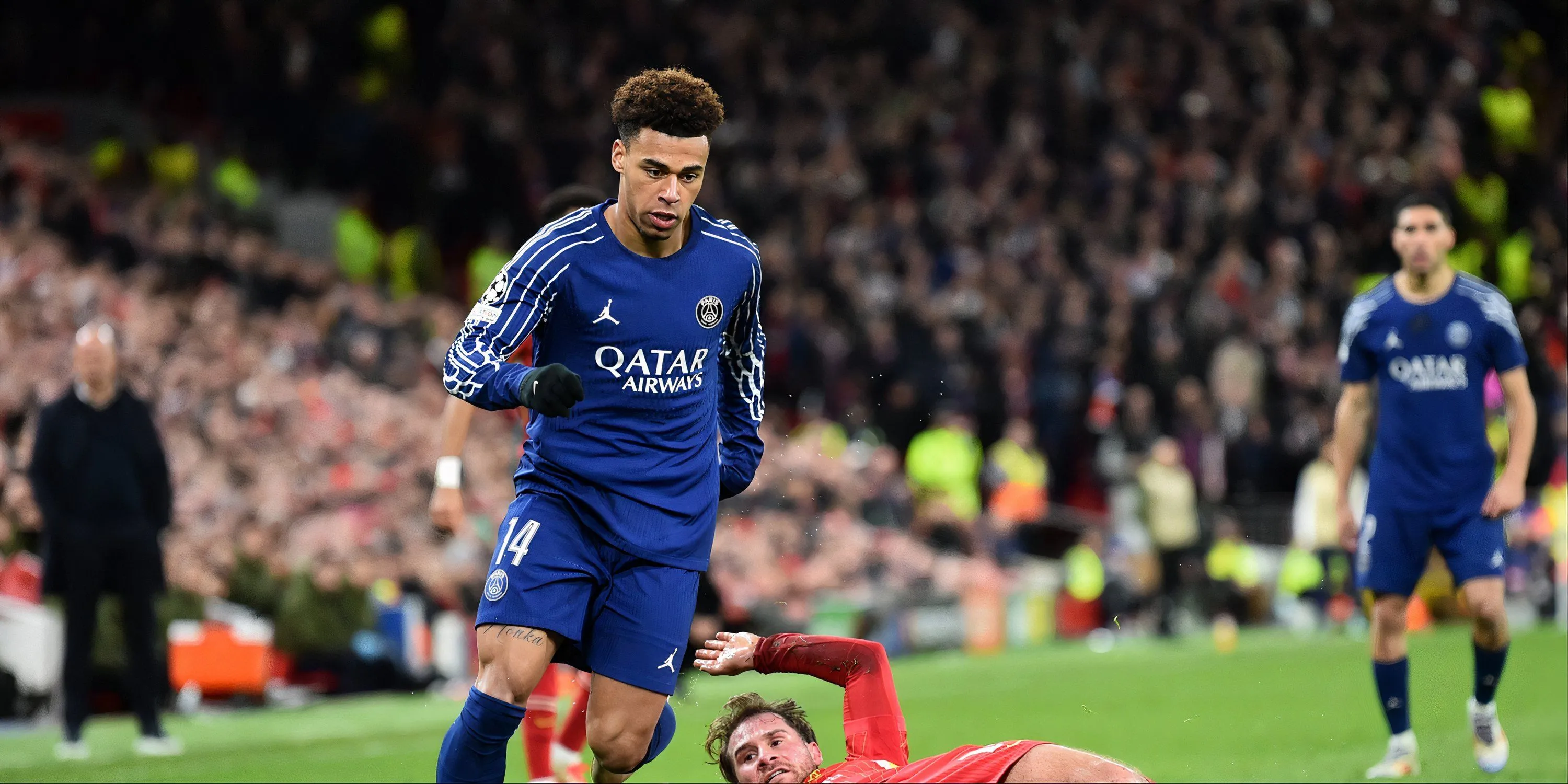Desire Doue trong màu áo PSG, mục tiêu chuyển nhượng 102 triệu bảng của Man City