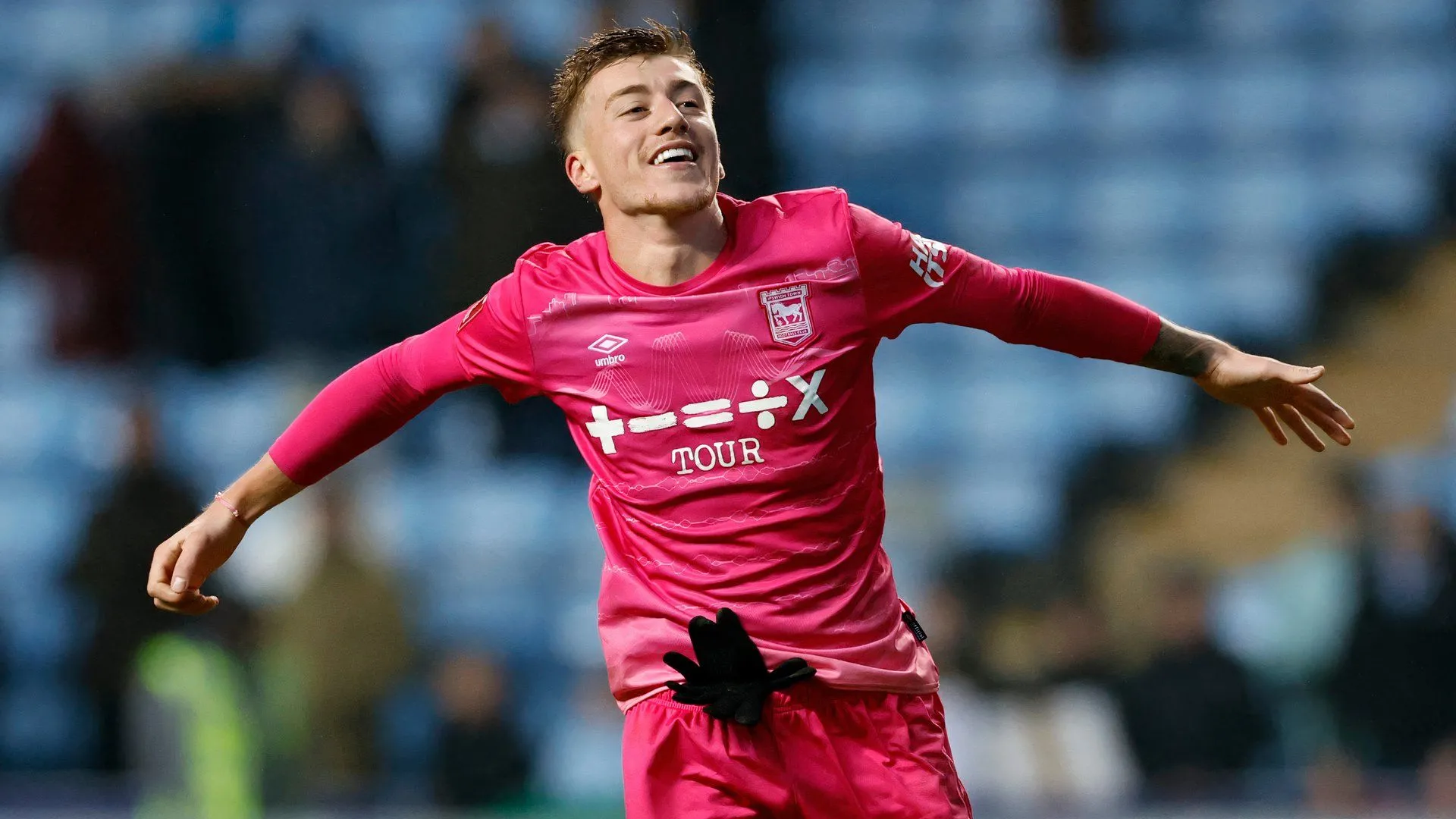 Jack Clarke thi đấu cho Ipswich Town tại Premier League