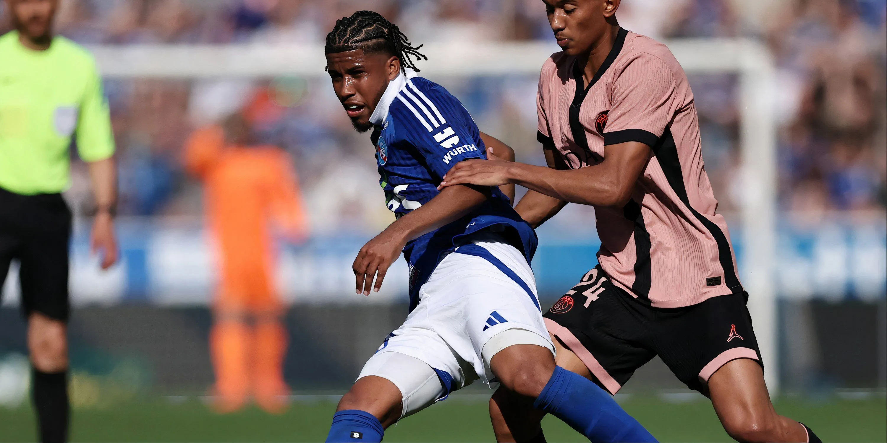 Andrey Santos trong màu áo CLB Strasbourg