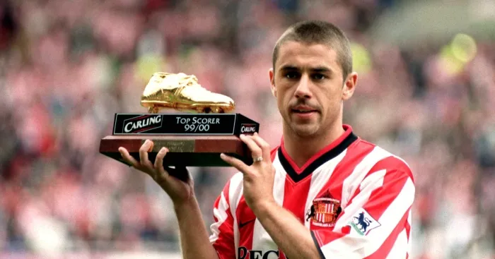 Kevin Phillips ăn mừng bàn thắng cho Sunderland, Vua phá lưới Premier League và châu Âu mùa 1999-00