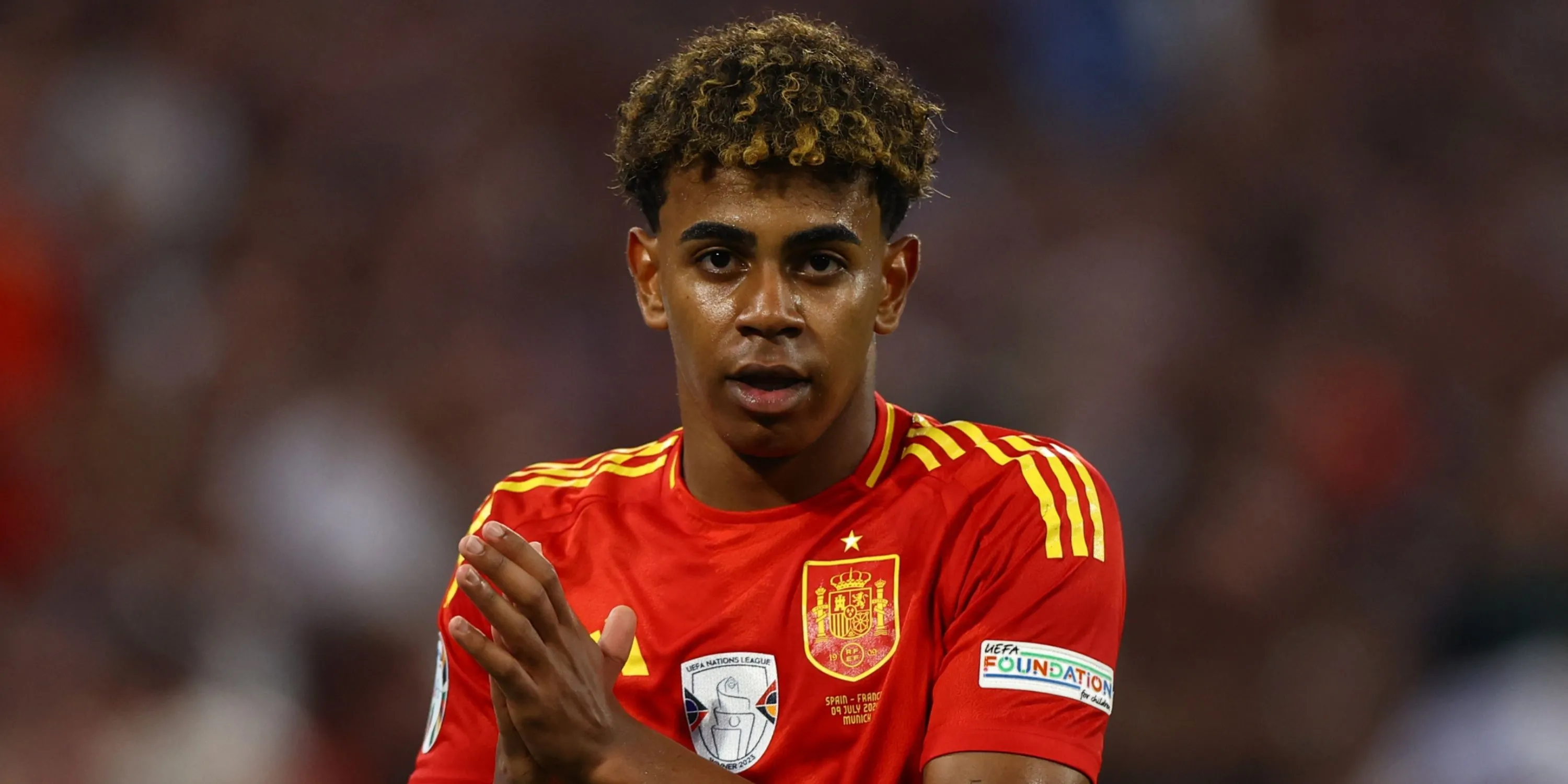 Lamine Yamal ăn mừng bàn thắng cho đội tuyển Tây Ban Nha tại Euro 2024