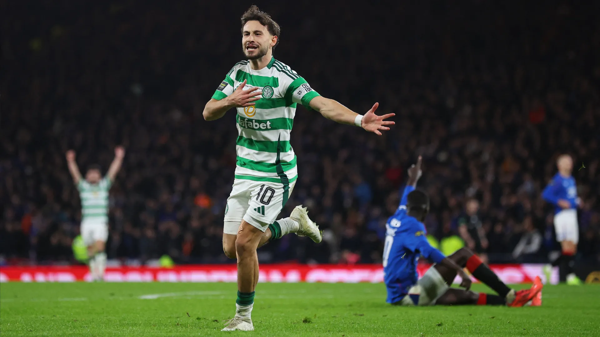 Nicolas-Gerrit Kuhn, mục tiêu chuyển nhượng tiềm năng của Leeds