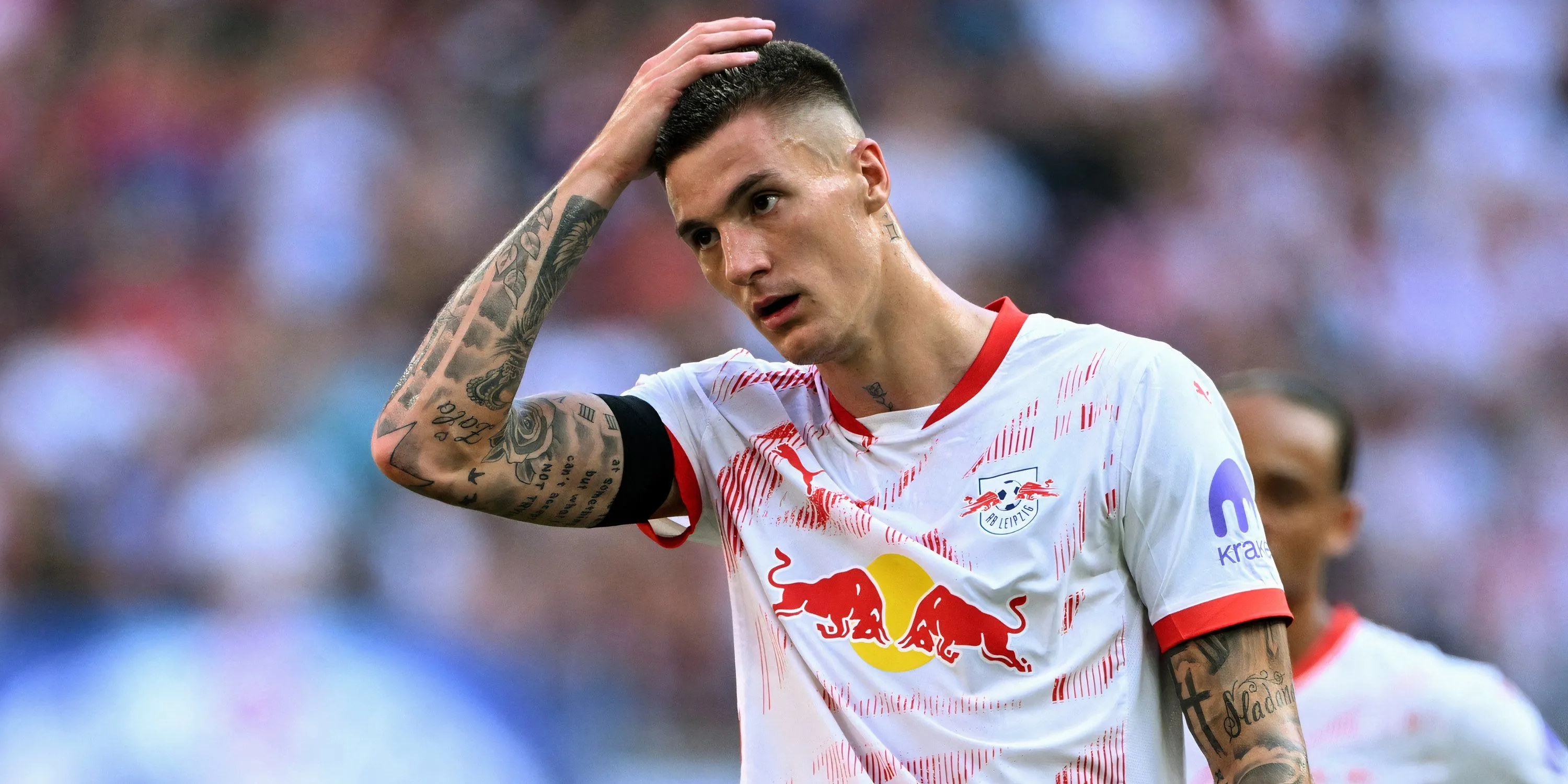 Benjamin Sesko, mục tiêu chuyển nhượng của Arsenal, dứt điểm trong một trận đấu