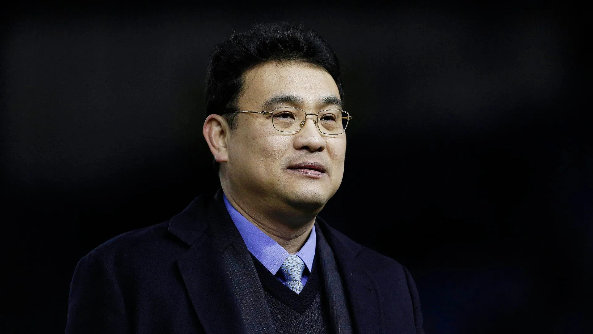 Dejphon Chansiri, ông chủ Sheffield Wednesday, vẫn đang đối mặt với nhiều khó khăn dù lệnh cấm chuyển nhượng đã được nới lỏng.