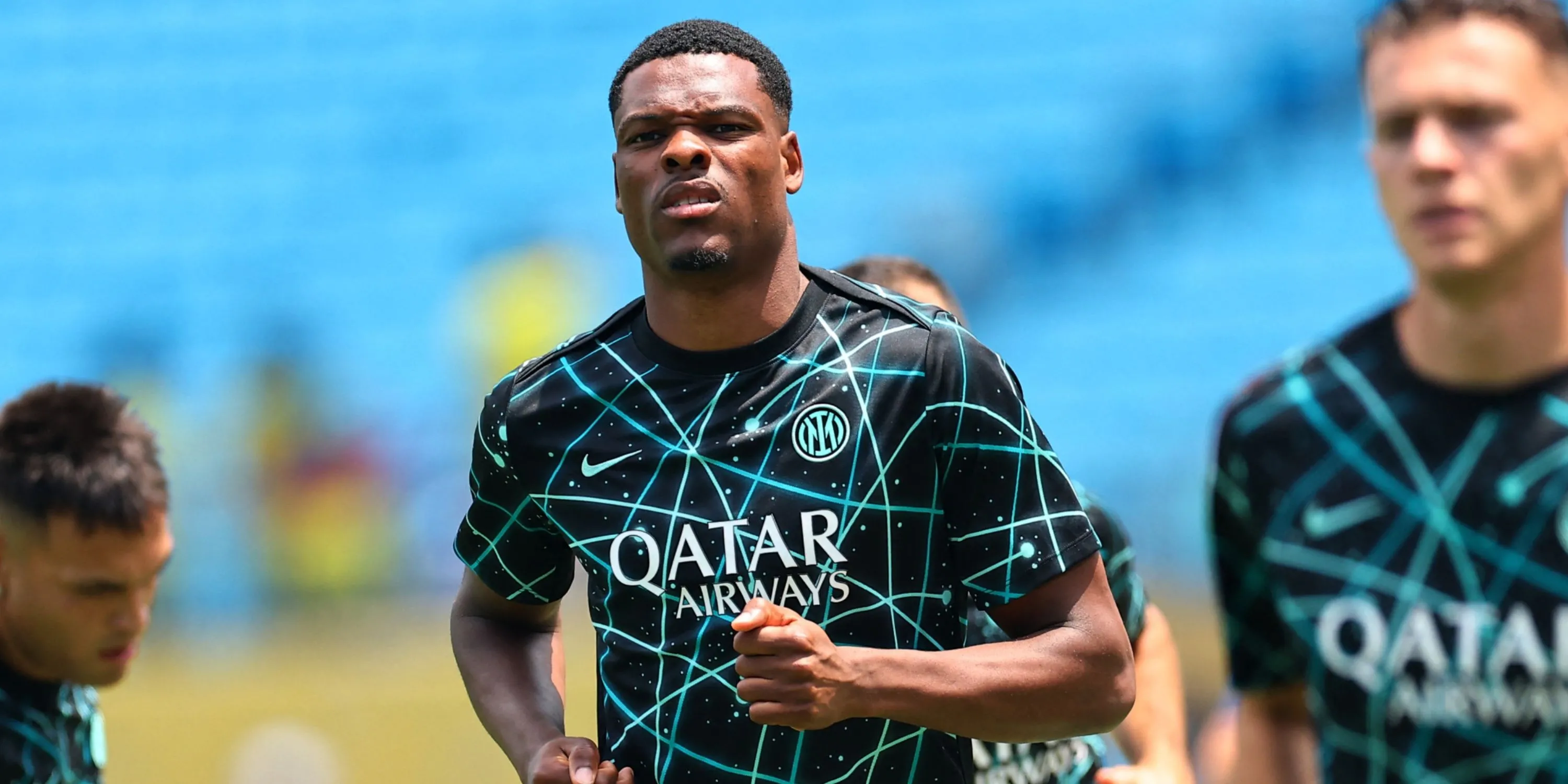 Hậu vệ Denzel Dumfries của Inter Milan trong màu áo câu lạc bộ