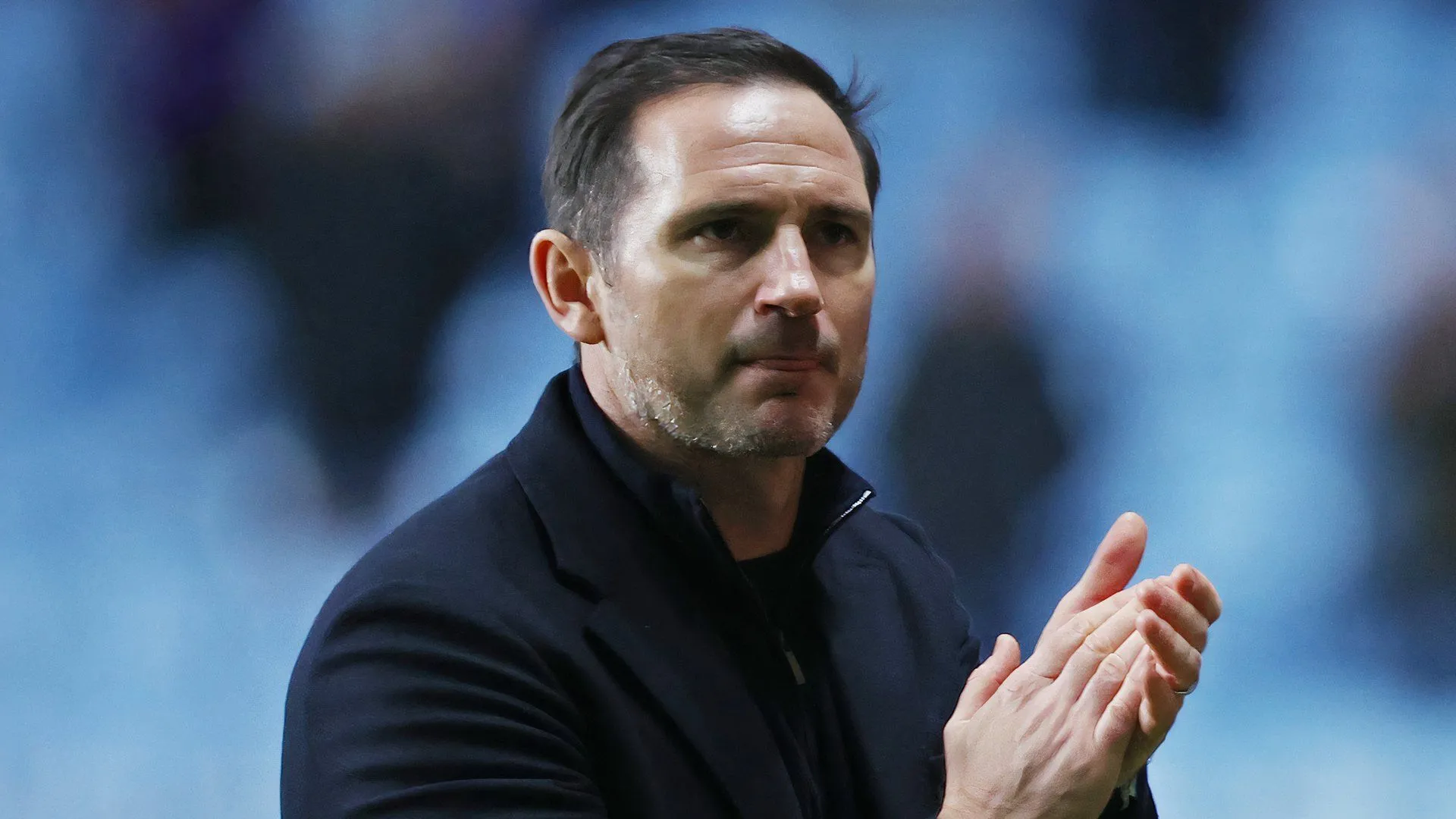 HLV Frank Lampard của Coventry City cân nhắc chiêu mộ Josh Windass để tăng cường hàng công.