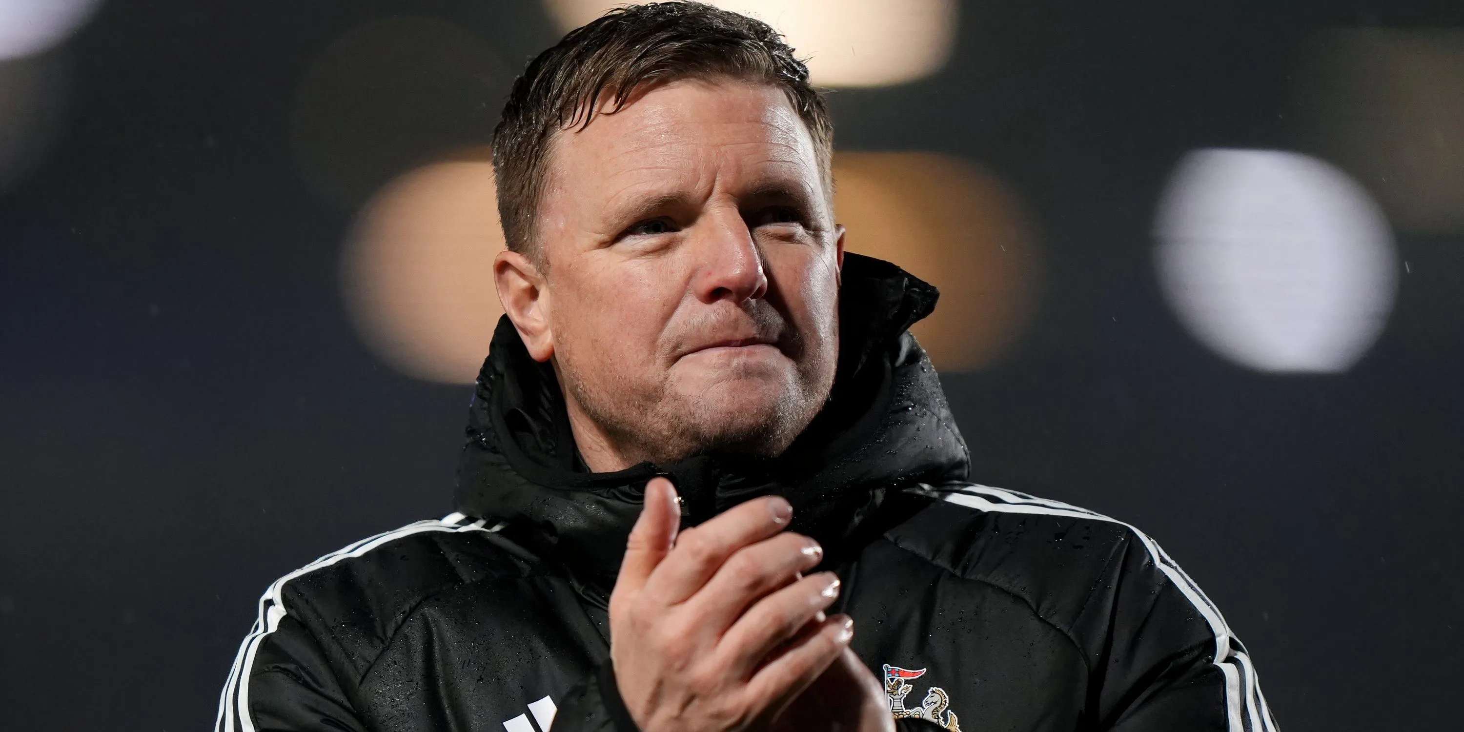 Huấn luyện viên Eddie Howe của Newcastle United, người đang tìm kiếm cầu thủ mới