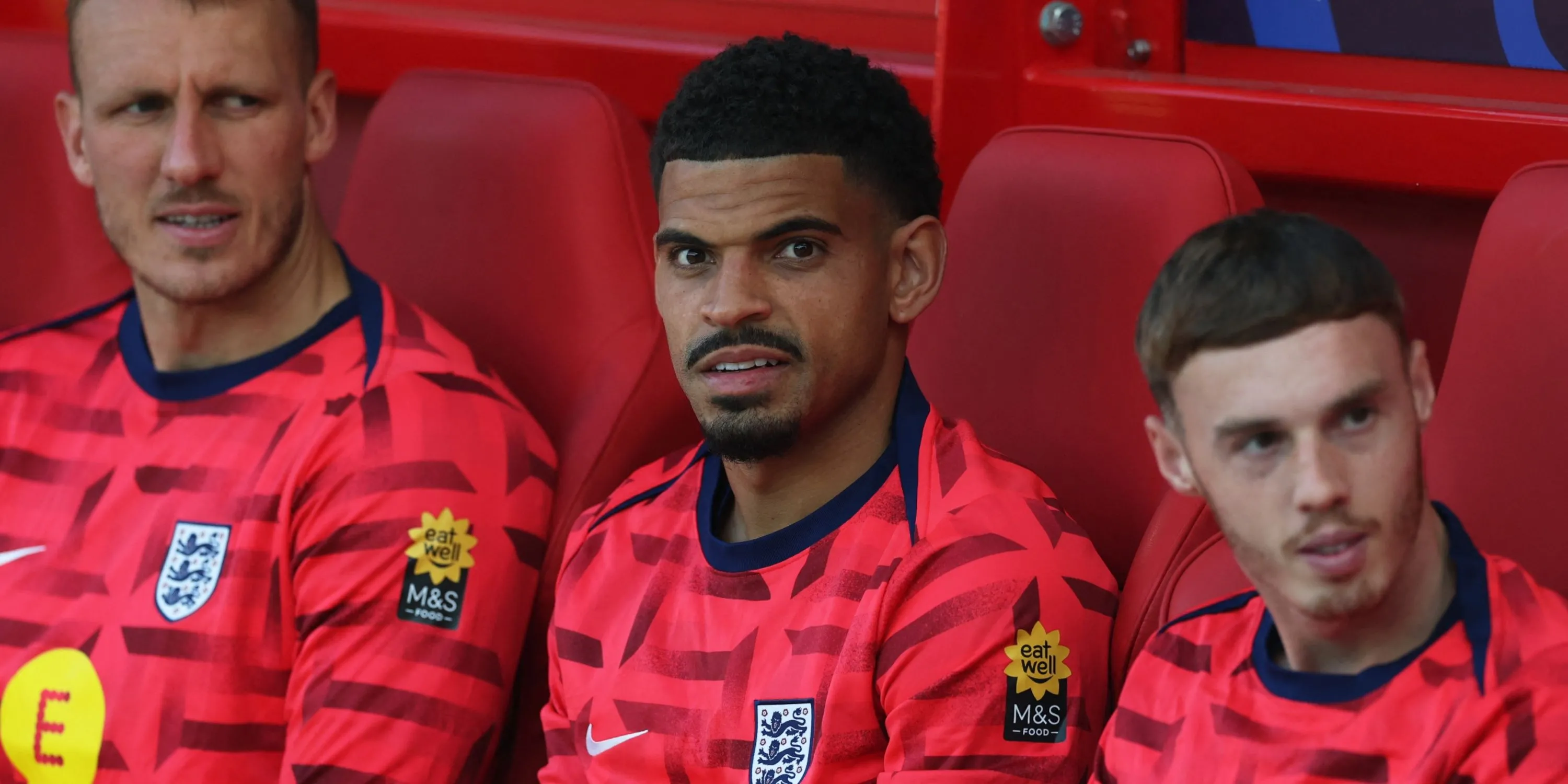 Morgan Gibbs-White trong màu áo đội tuyển U21 Anh.