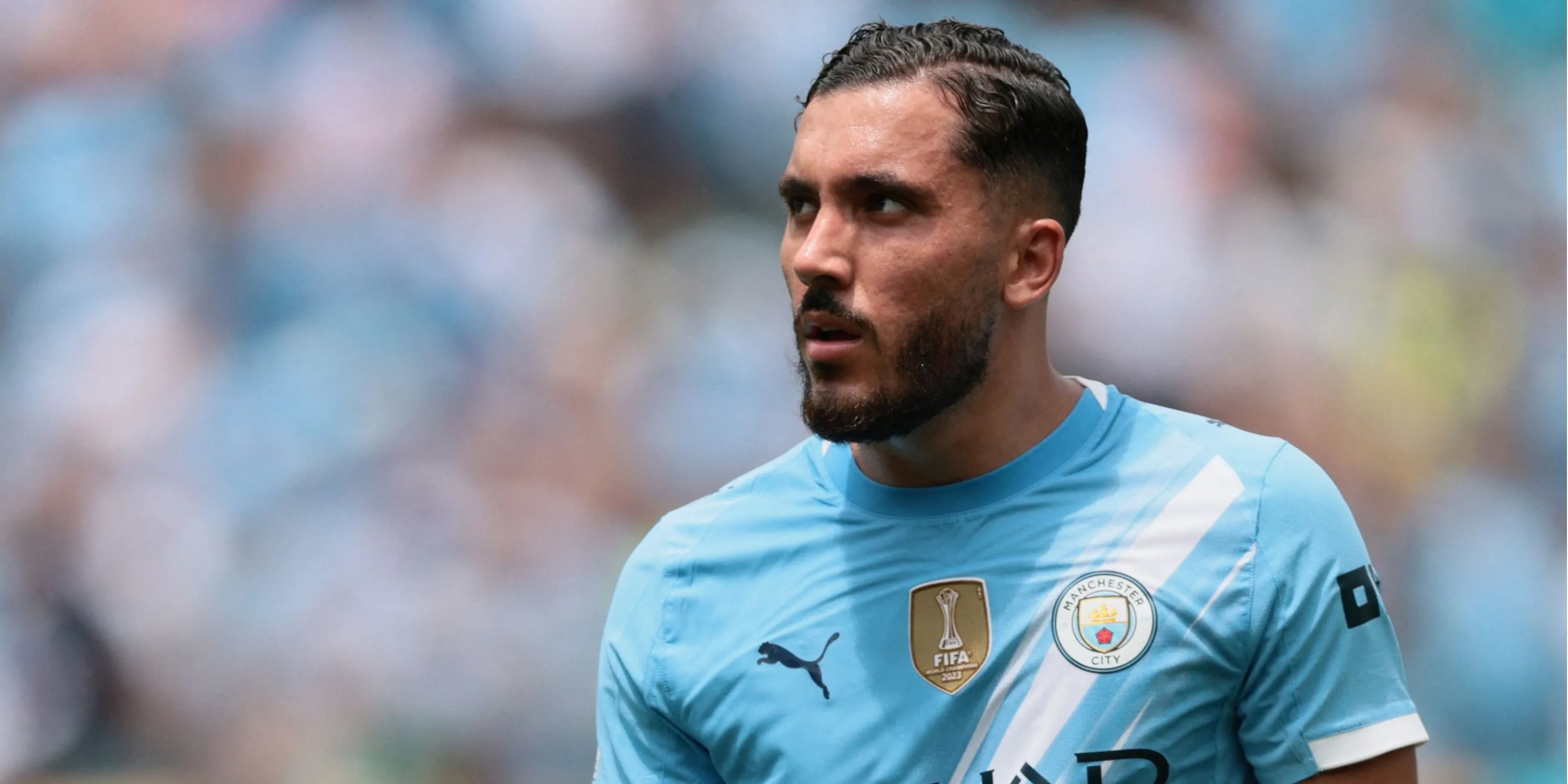 Rayan Cherki, một tân binh của Manchester City