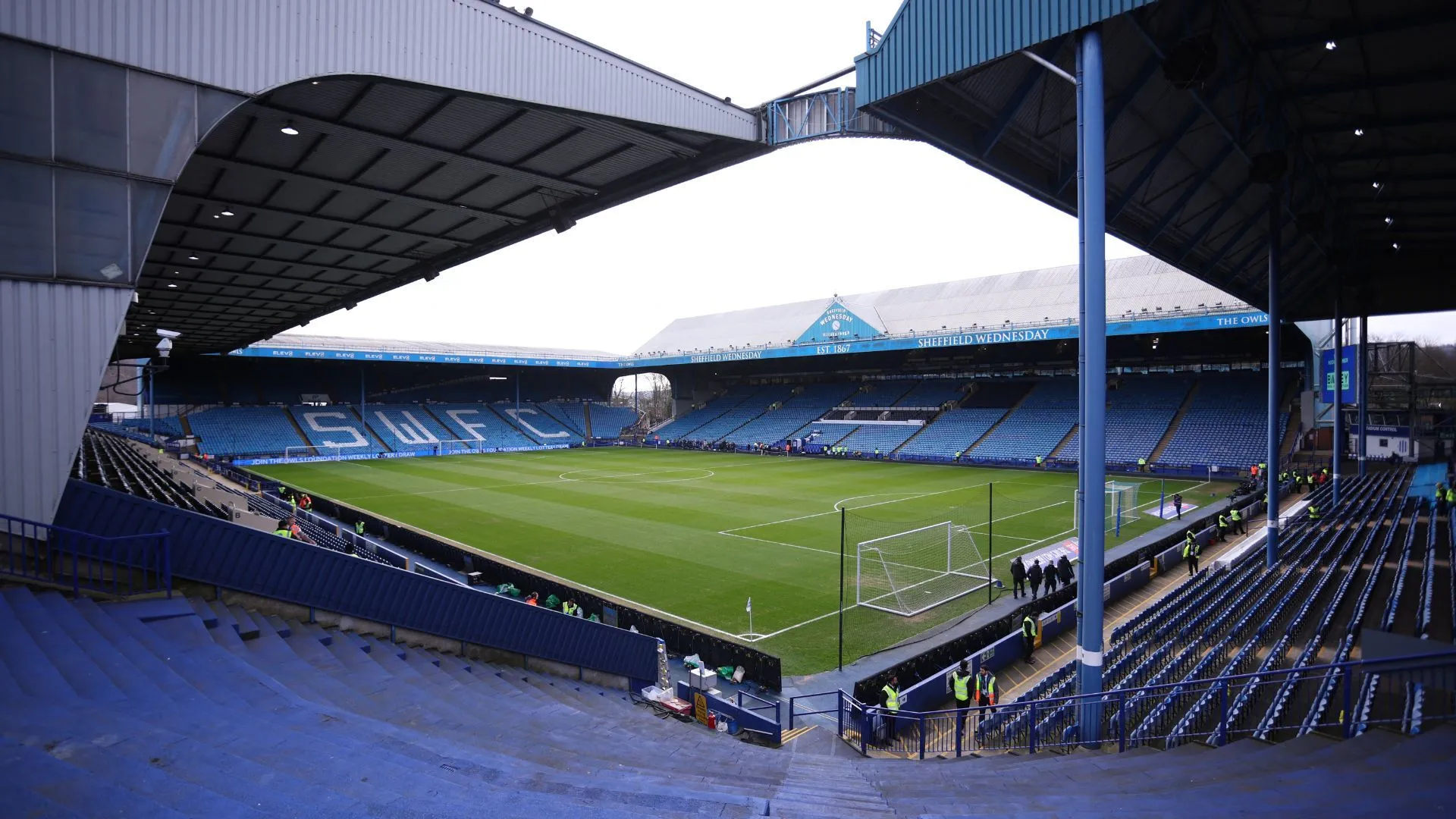 Sân Hillsborough, sân nhà của Sheffield Wednesday, nơi đang đối mặt với nhiều khó khăn tài chính.