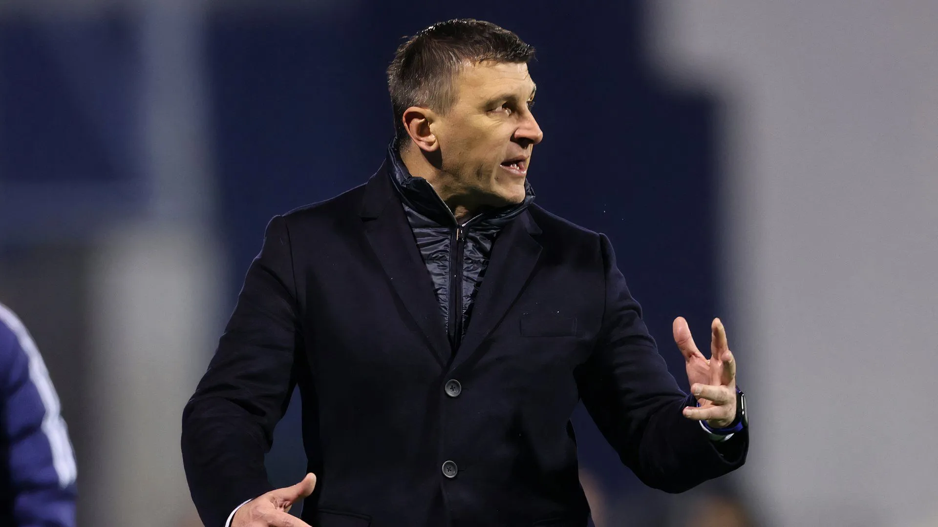Tân huấn luyện viên Sergej Jakirovic của Hull City trước thử thách chuyển nhượng.