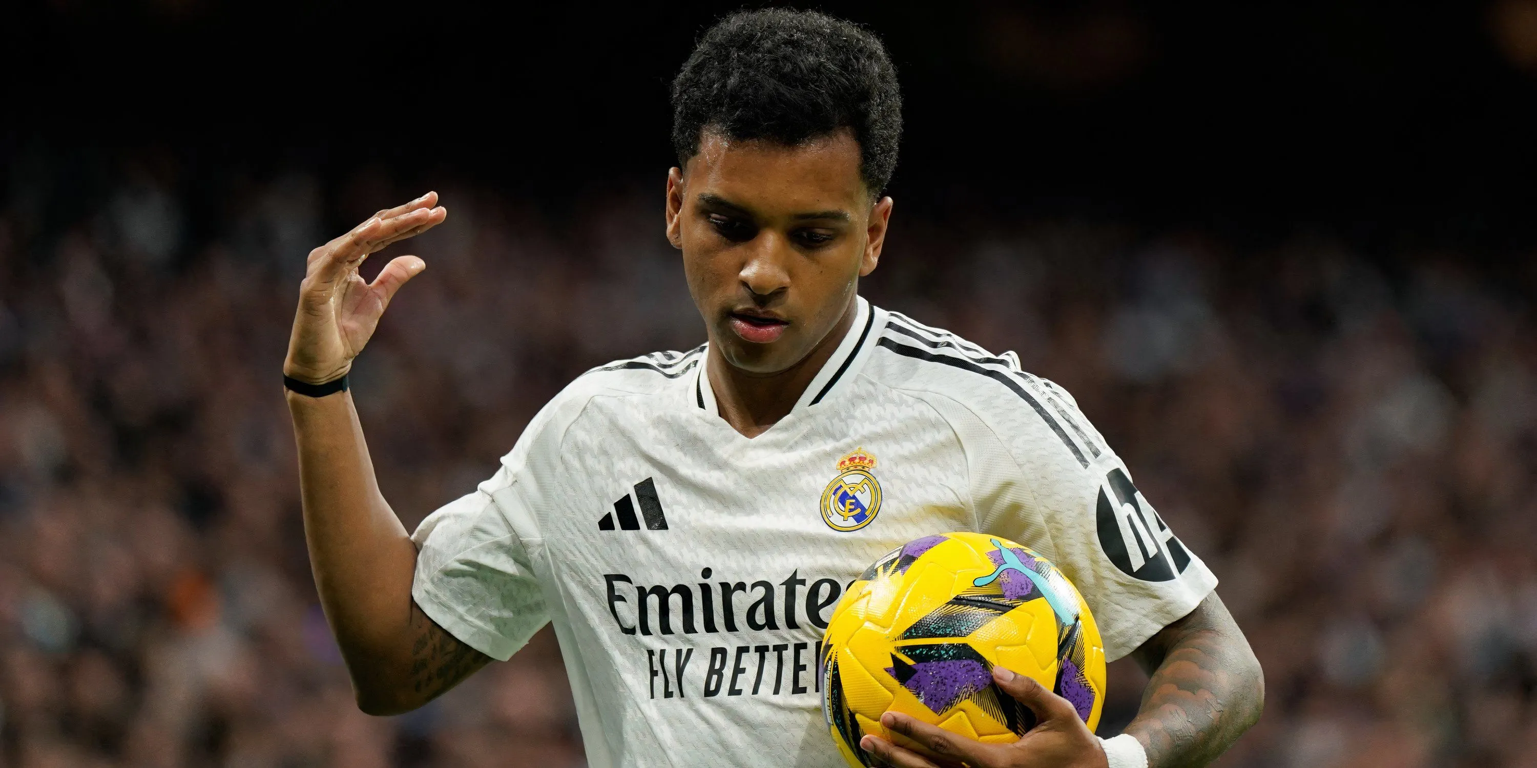 Tiền đạo Rodrygo trong màu áo Real Madrid, mục tiêu chuyển nhượng hàng đầu của Tottenham