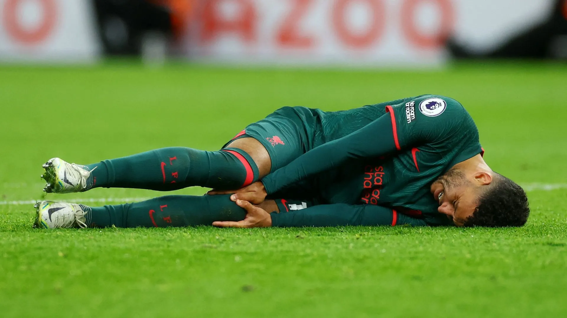 Alex Oxlade-Chamberlain đối mặt tương lai bất định và nguy cơ rủi ro chuyển nhượng cao