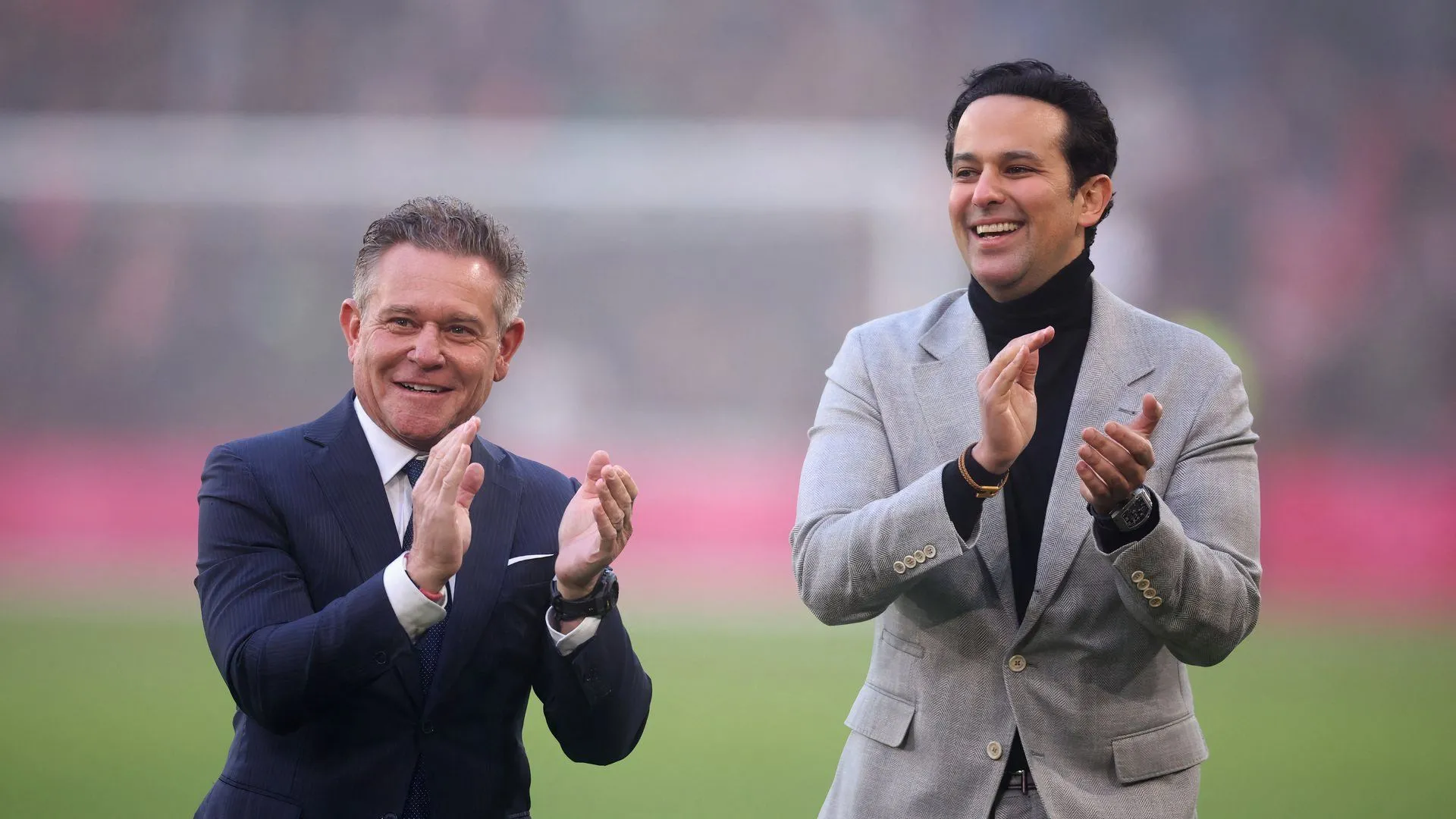 Chủ sở hữu Steven Rosen và Helmy Eltoukhy của Sheffield United cần rút kinh nghiệm từ chiến lược chuyển nhượng AI