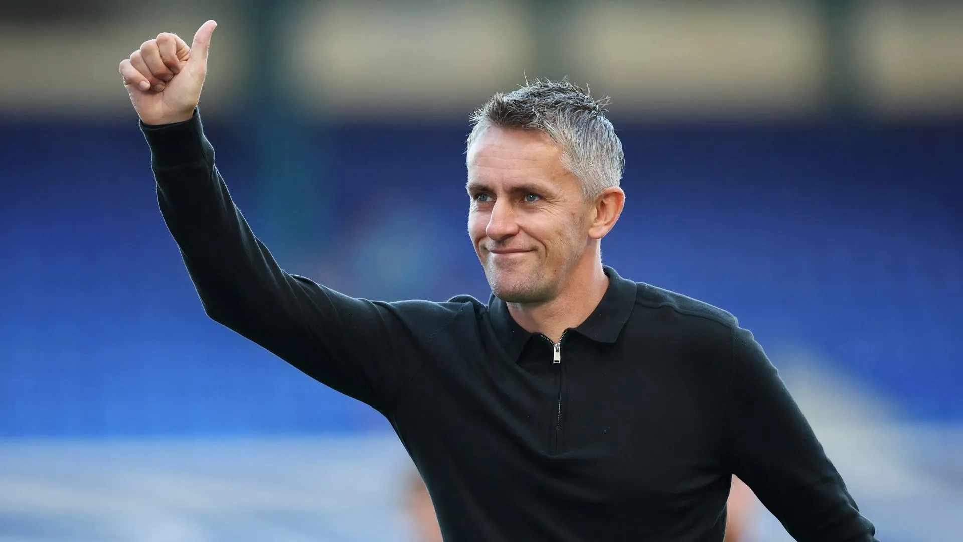Huấn luyện viên Kieran McKenna của Ipswich Town đang xây dựng đội hình vững chắc, đặt mục tiêu thăng hạng Championship.