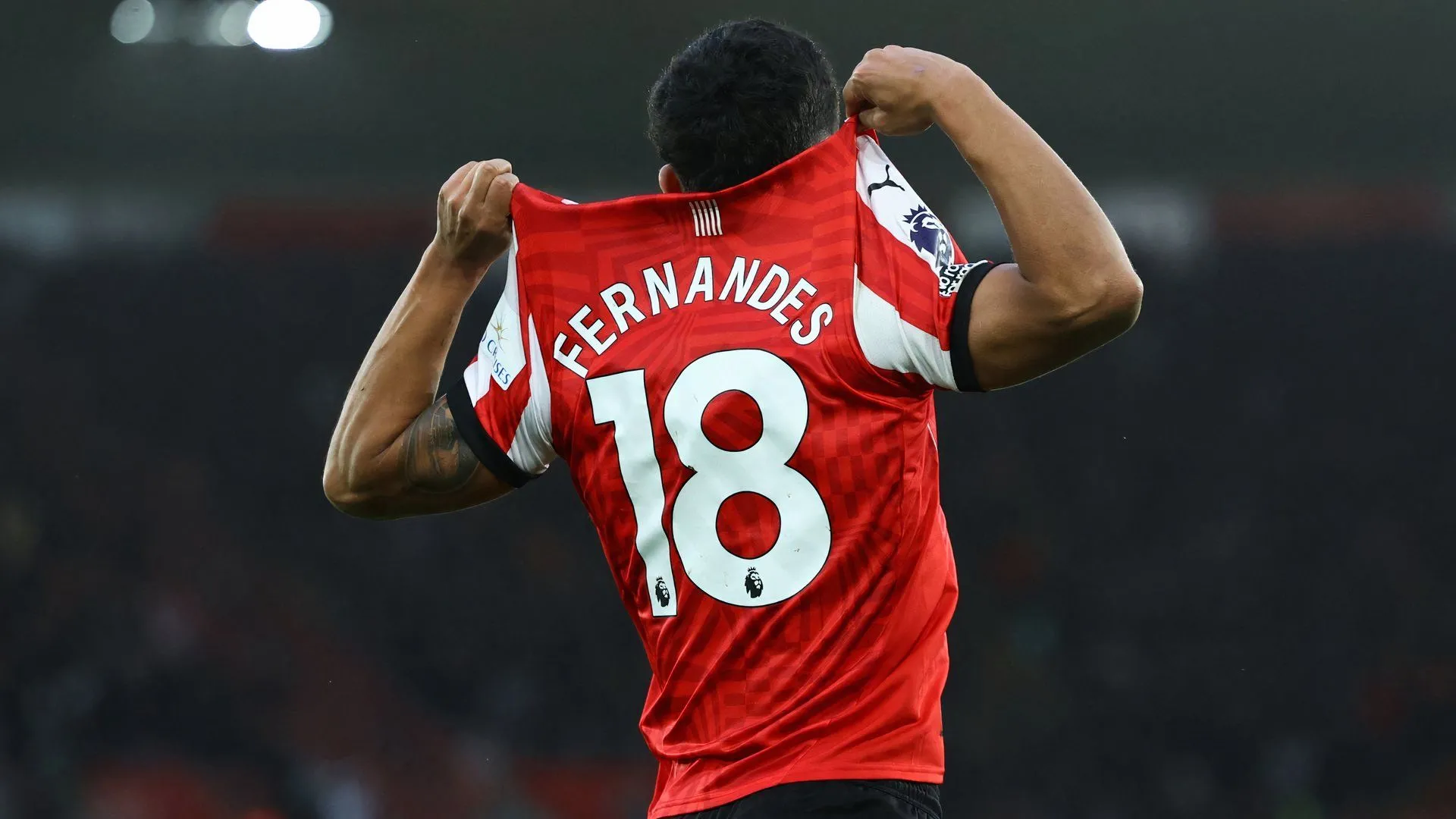 Khoảnh khắc Mateus Fernandes ghi bàn cho Southampton trước Liverpool, minh chứng cho tài năng vượt trội khiến anh được định giá cao