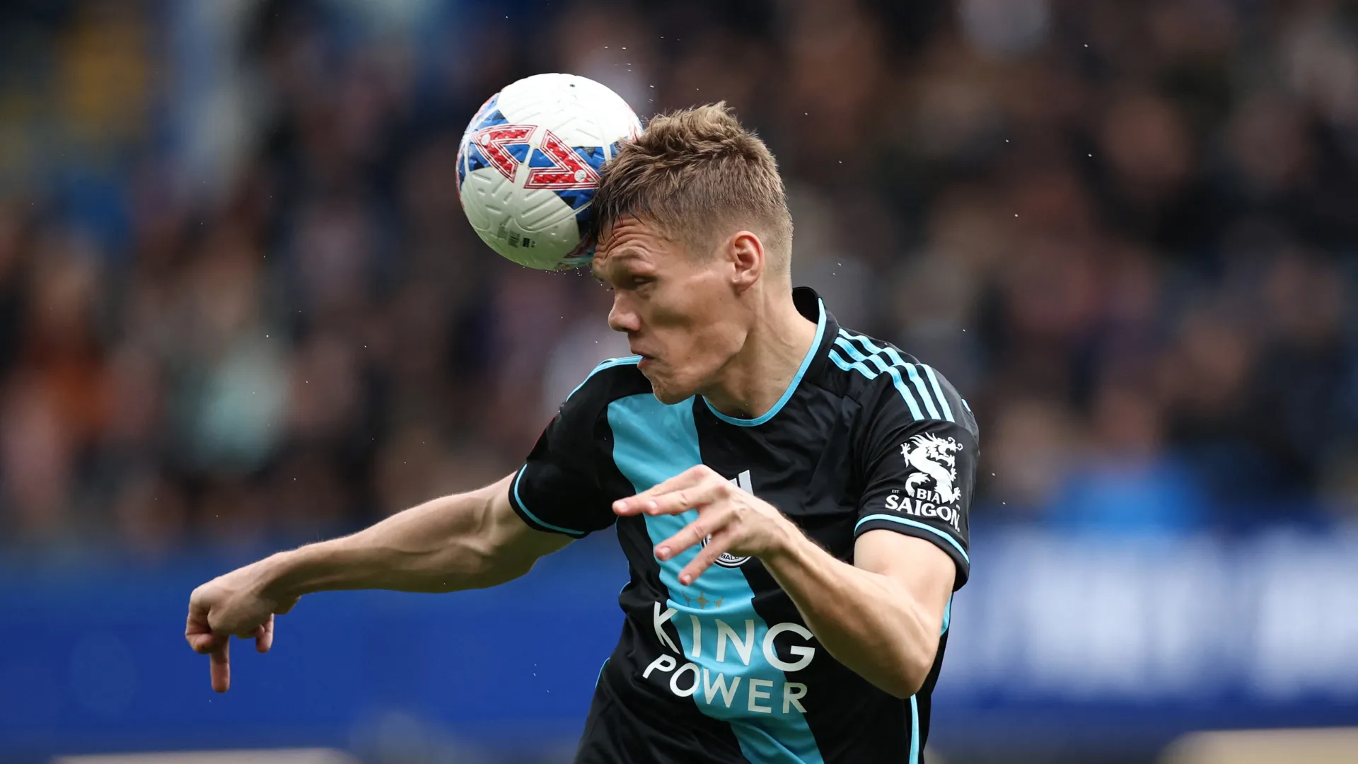 Jannik Vestergaard, trung vệ Đan Mạch của Leicester City, một trong những cầu thủ lương cao nhất giải