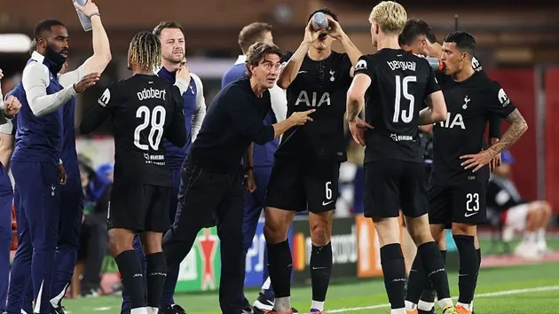 Tottenham dưới thời Frank: chắc chắn, kỷ luật và từng bước tiến lên