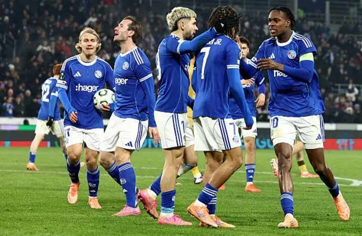 Emegha đã gửi lời chào tuyệt vời đến cho Chelsea.